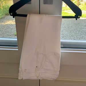 White frame skinny jeans